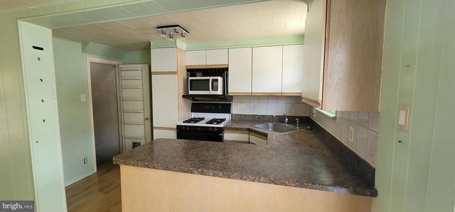 2061 SIMON ST, Philadelphia, PA 19124