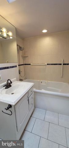 2061 SIMON ST, Philadelphia, PA 19124