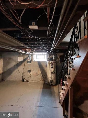 2061 SIMON ST, Philadelphia, PA 19124