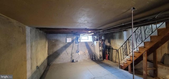 2061 SIMON ST, Philadelphia, PA 19124