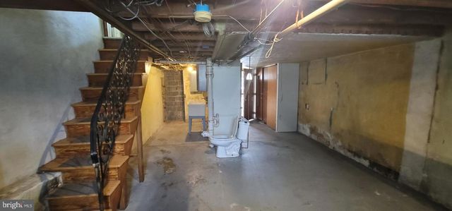 2061 SIMON ST, Philadelphia, PA 19124