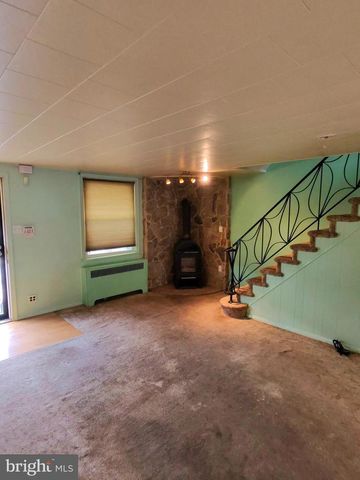 2061 SIMON ST, Philadelphia, PA 19124