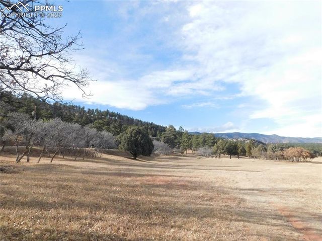 8055 Acoma Drive, Larkspur, CO 80118