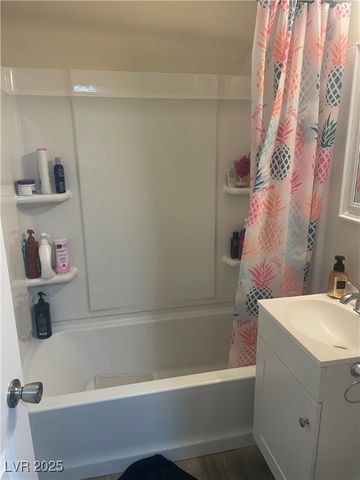 1905 Weldon Place, Las Vegas, NV 89104