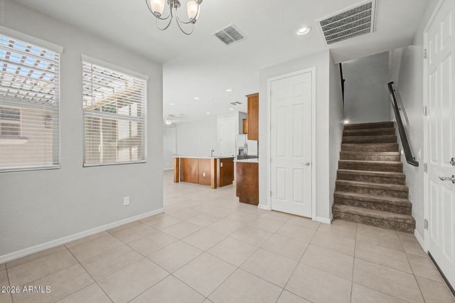 2511 S ENTWISTLE Street, Gilbert, AZ 85295