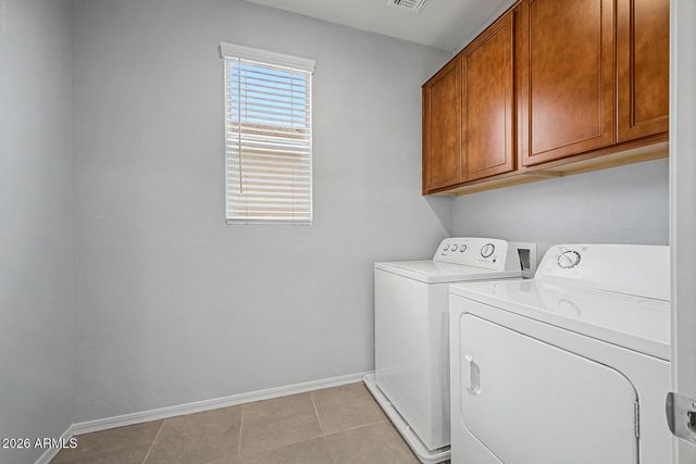 2511 S ENTWISTLE Street, Gilbert, AZ 85295