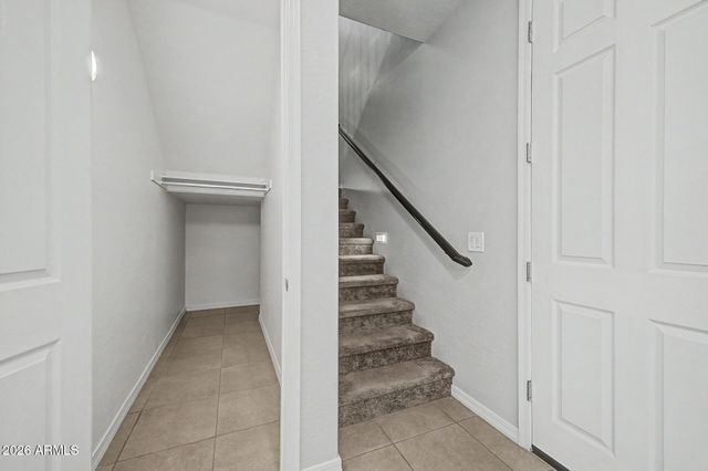 2511 S ENTWISTLE Street, Gilbert, AZ 85295