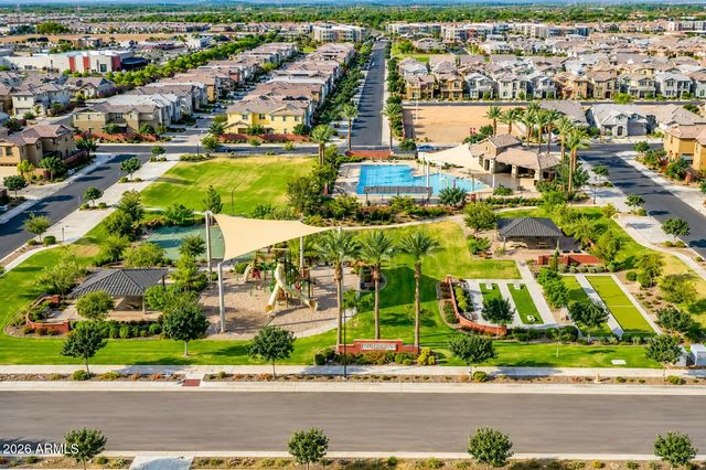 2511 S ENTWISTLE Street, Gilbert, AZ 85295