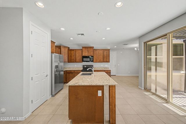 2511 S ENTWISTLE Street, Gilbert, AZ 85295