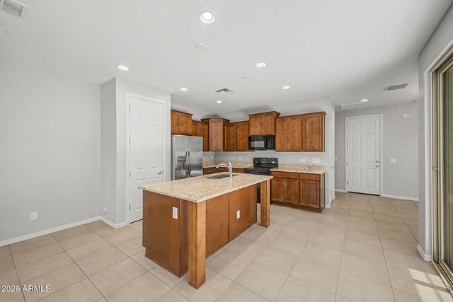 2511 S ENTWISTLE Street, Gilbert, AZ 85295