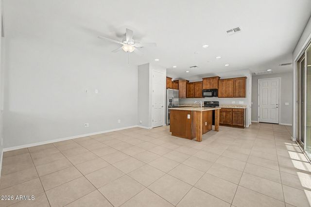 2511 S ENTWISTLE Street, Gilbert, AZ 85295