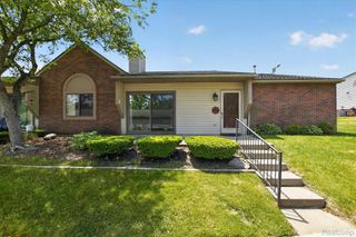 446 Water Tower Circle, Brighton, MI 48116