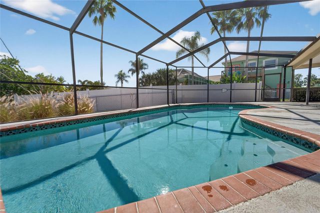 6503 SANTIAGO COURT, Apollo Beach, FL 33572