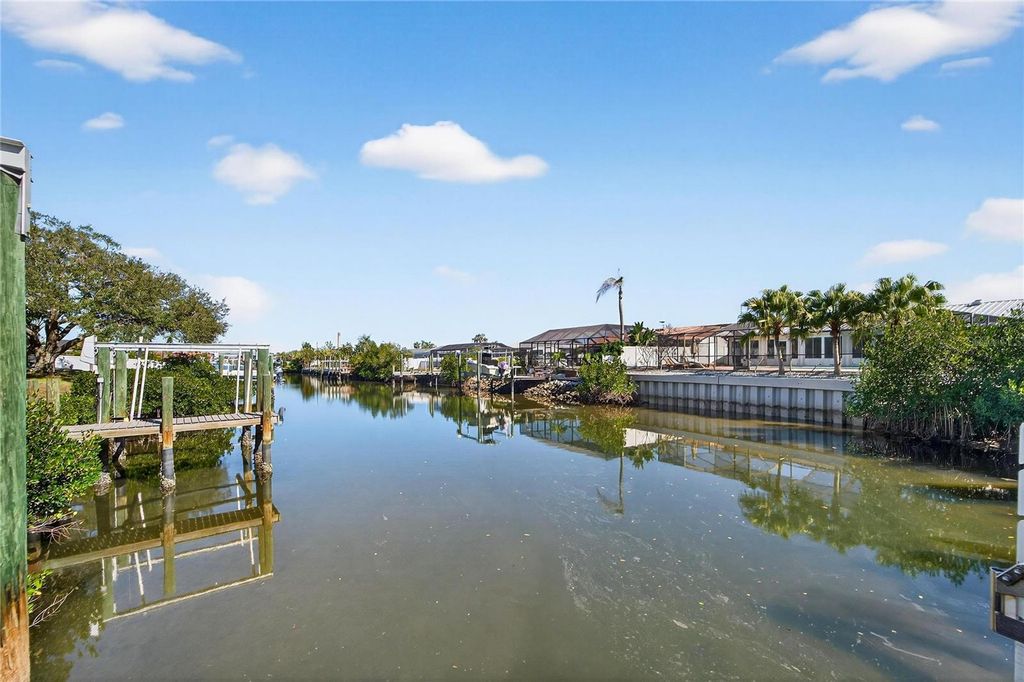 Image 67 of property listing at 6503 SANTIAGO COURT, Apollo Beach, FL 33572