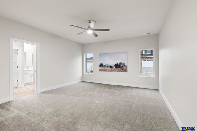 5802 S 94th Street, Lincoln, NE 68526