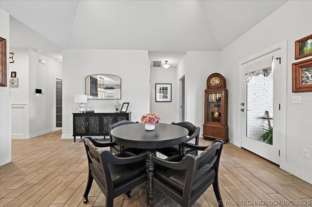 27423 E 109th Street S, Coweta, OK 74429