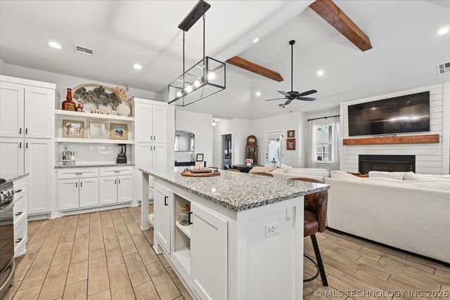 27423 E 109th Street S, Coweta, OK 74429