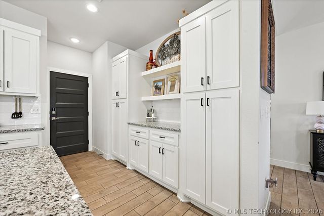 27423 E 109th Street S, Coweta, OK 74429