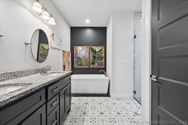 27423 E 109th Street S, Coweta, OK 74429