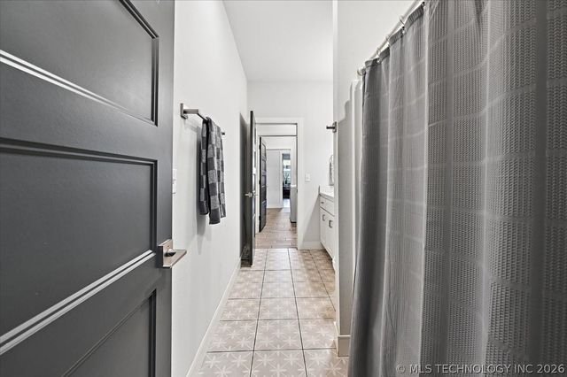 27423 E 109th Street S, Coweta, OK 74429