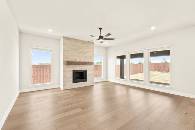 481 Red Maple Road, Waxahachie, TX 75165