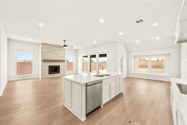 481 Red Maple Road, Waxahachie, TX 75165
