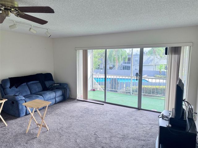 404 NW 70th Avenue 219, Plantation, FL 33317