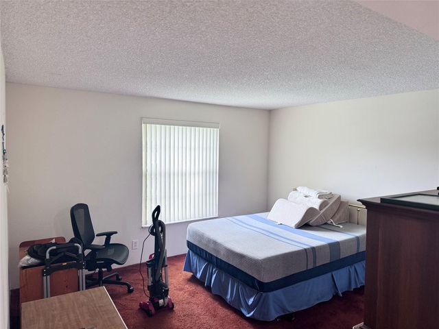 404 NW 70th Avenue 219, Plantation, FL 33317