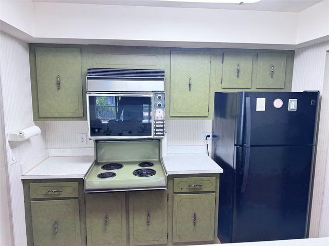 404 NW 70th Avenue 219, Plantation, FL 33317