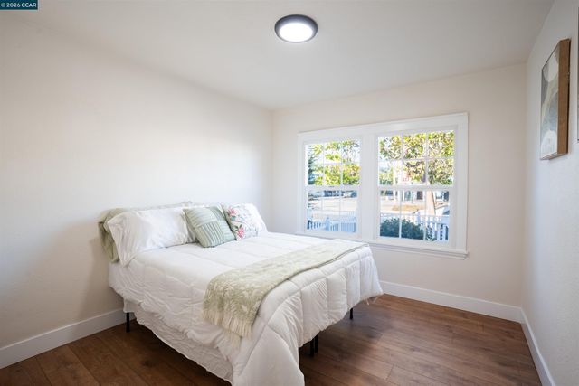 5915 San Pablo, Oakland, CA 94608