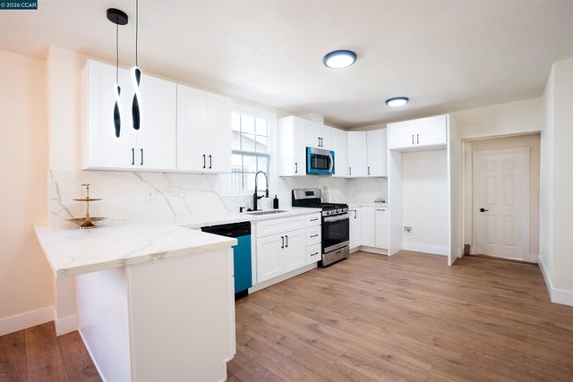 5915 San Pablo, Oakland, CA 94608