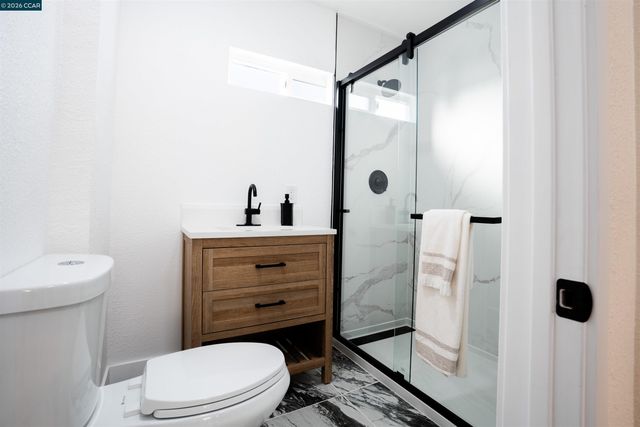 5915 San Pablo, Oakland, CA 94608