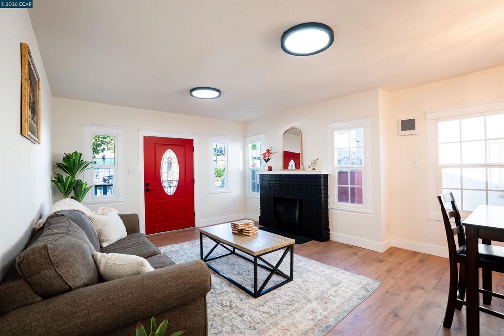 5915 San Pablo, Oakland, CA 94608