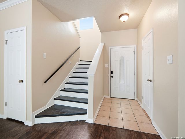 8627 Timber Place, San Antonio, TX 78250