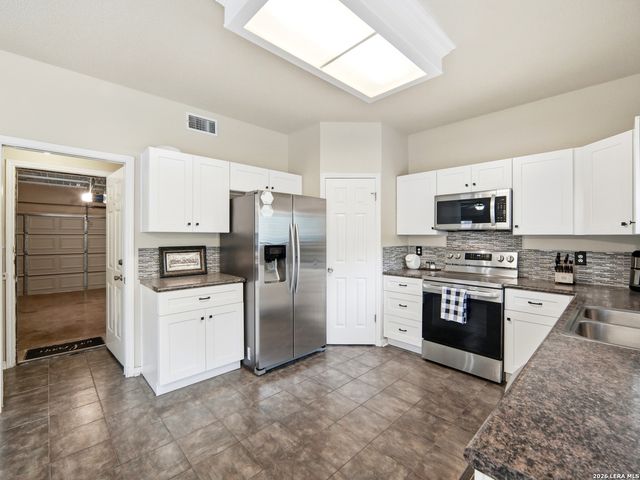 8627 Timber Place, San Antonio, TX 78250