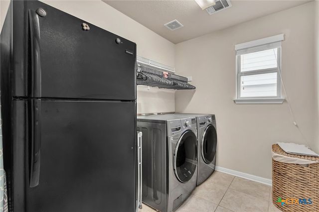701 Sweet Gum, Kyle, TX 78640