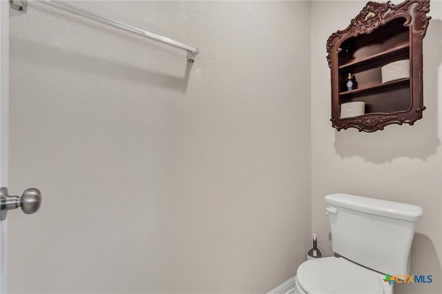 701 Sweet Gum, Kyle, TX 78640
