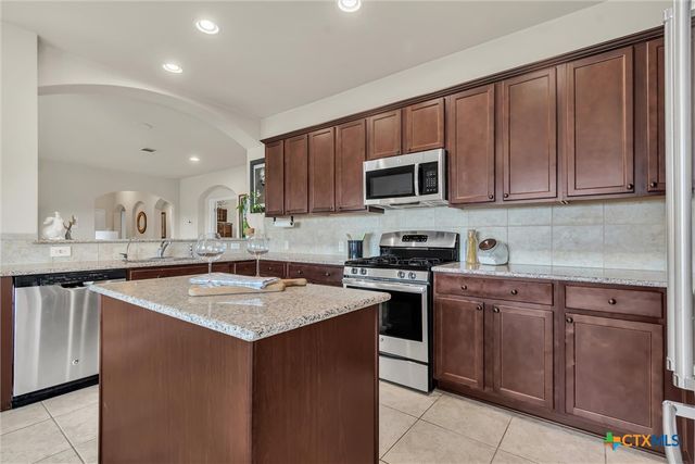 701 Sweet Gum, Kyle, TX 78640