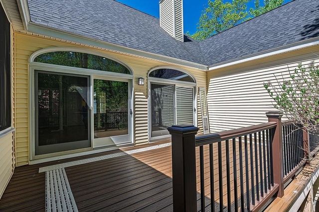 63 Olympia St, Moultonborough, NH 03254