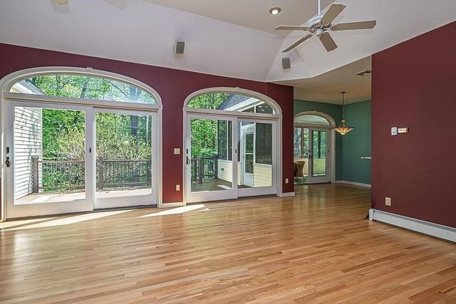 63 Olympia St, Moultonborough, NH 03254