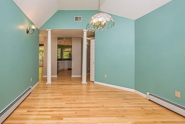 63 Olympia St, Moultonborough, NH 03254