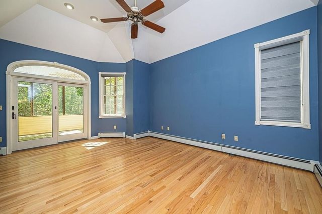 63 Olympia St, Moultonborough, NH 03254