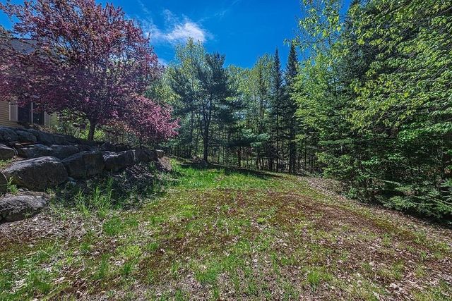 63 Olympia St, Moultonborough, NH 03254