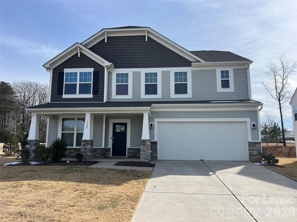 7104 Wheyfield Drive, Charlotte, NC 28215