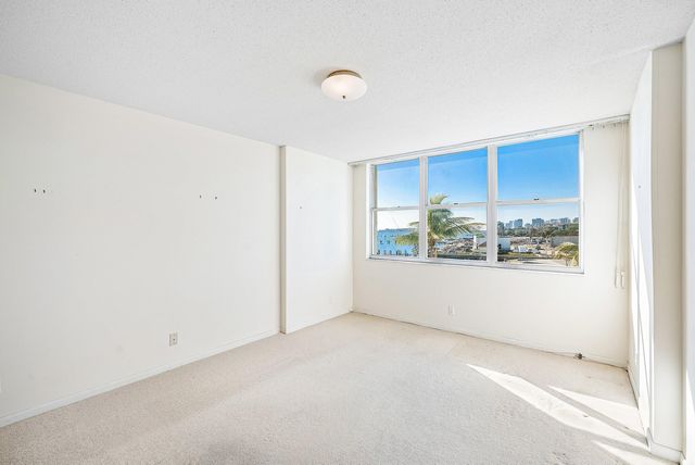 2600 N Flagler Drive 407, West Palm Beach, FL 33407