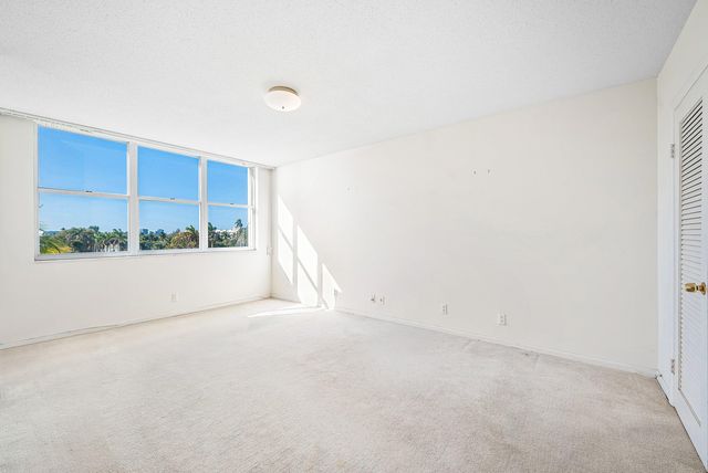 2600 N Flagler Drive 407, West Palm Beach, FL 33407