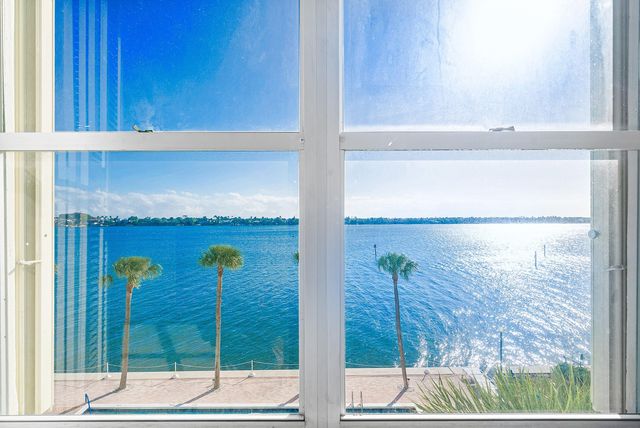 2600 N Flagler Drive 407, West Palm Beach, FL 33407