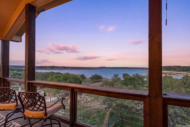 2633 LAKEVIEW DR, Canyon Lake, TX 78133