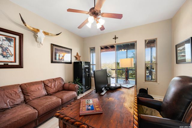 2633 LAKEVIEW DR, Canyon Lake, TX 78133