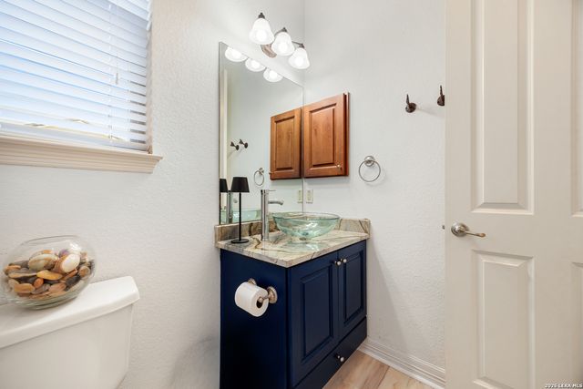 2633 LAKEVIEW DR, Canyon Lake, TX 78133